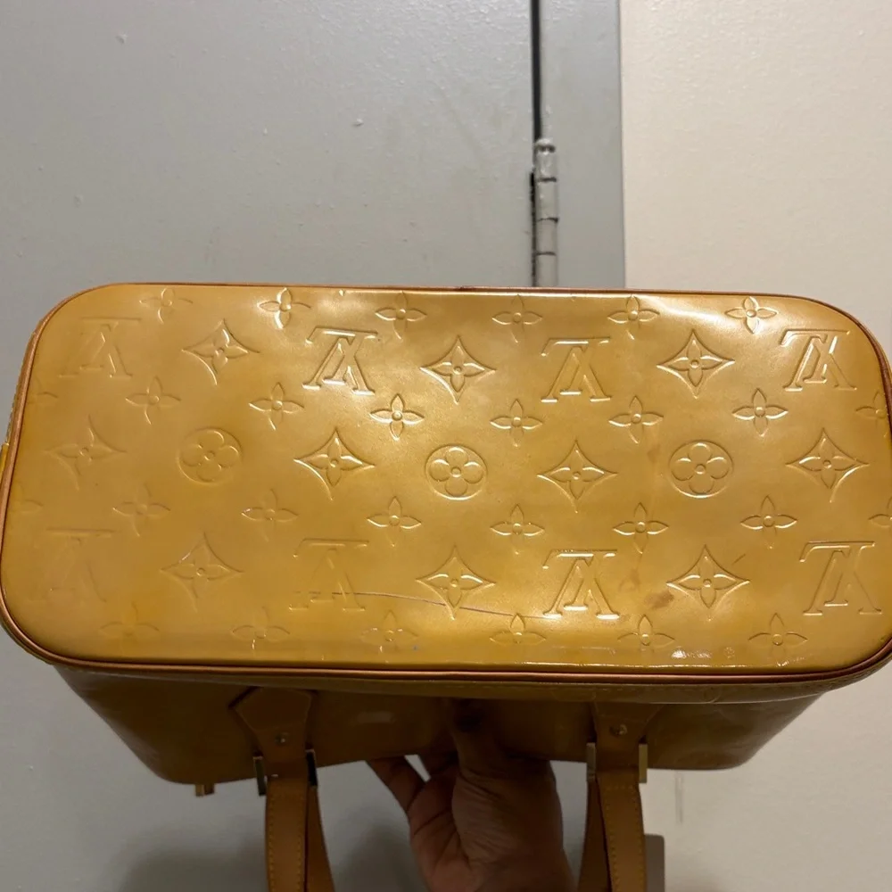 Louis Vuitton Vernis Mustard Yellow Tote Bag - Picture 5 of 10